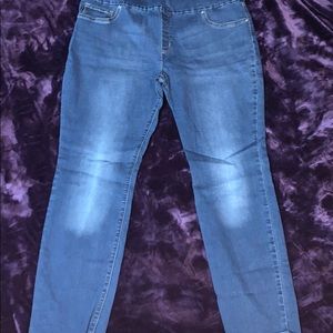 Women’s Lee Sculpting Jeggings sz 18 LIKE NEW